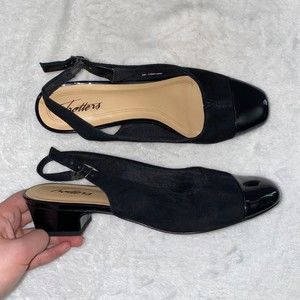 Trotters womens Dea Slingback in the color black suede 8M